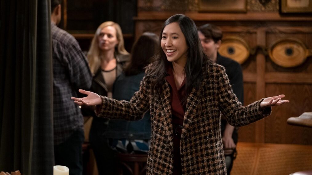 Tien Tran as Ellen in How I Met Your Father