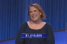 'Jeopardy!' Champ Amy Schneider Surpasses $1 Million in Total Winnings
