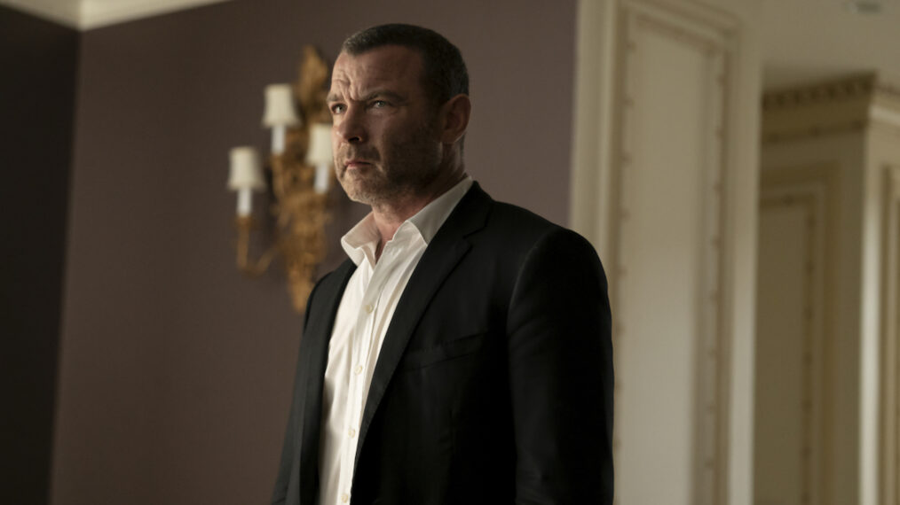Liev Schreiber as Ray in Ray Donovan