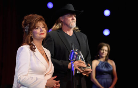 Susan Sarandon, Trace Adkins in Monarch