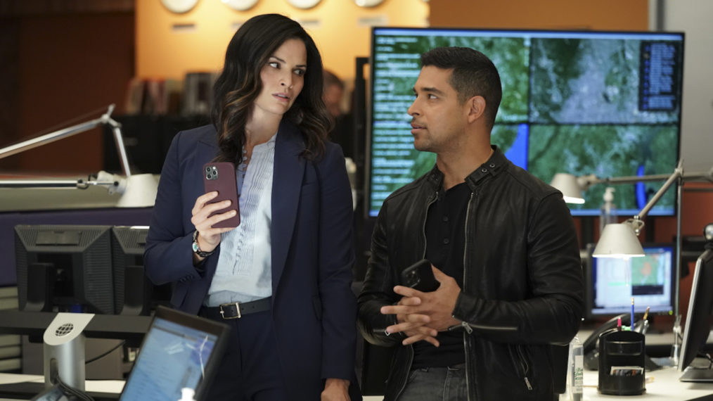 Katrina Law as Jessica Knight, Wilmer Valdrerrama as Nick Torres in NCIS