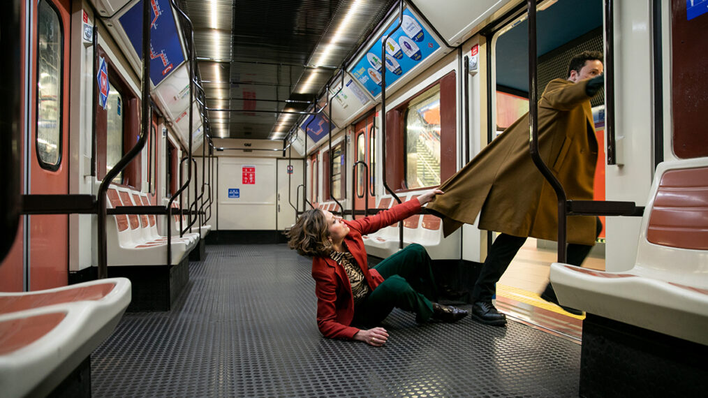 Margarita Levieva as Jenny, Mat Cruz as Tomás Alonso in In From the Cold