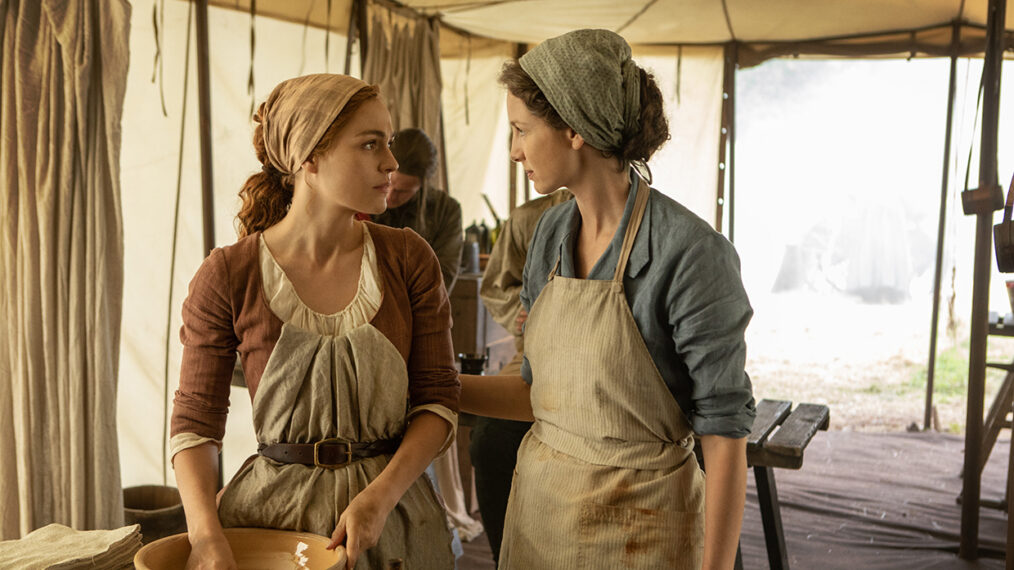 Outlander, Season 5 - Sophie Skelton and Caitriona Balfe