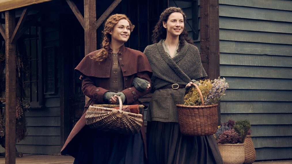 Outlander Season 6 sophie skelton caitriona balfe
