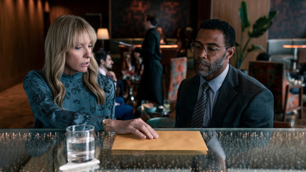 Toni Collette as Laura Oliver, Omari Hardwick as Gordon Oliver in Pieces of Her