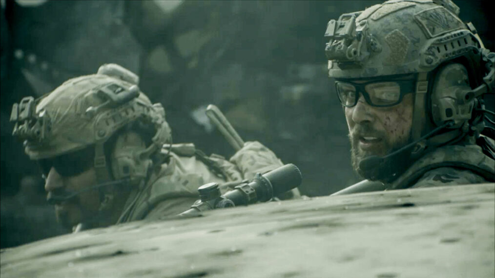 Justin Melnick as Brock Reynolds, Max Thieriot as Clay Spenser in SEAL Team