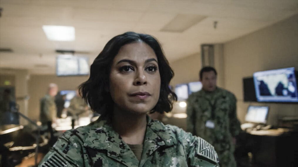 Toni Trucks as Lisa Davis in SEAL Team