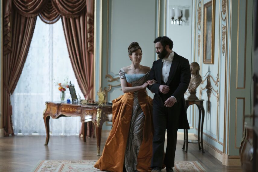 The Gilded Age Season 1 Carrie Coon and Morgan Spector 
