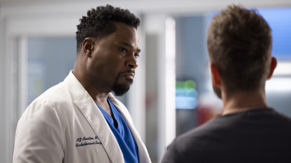 Malcolm-Jamal Warner as AJ, Matt Czuchry as Conrad in The Resident