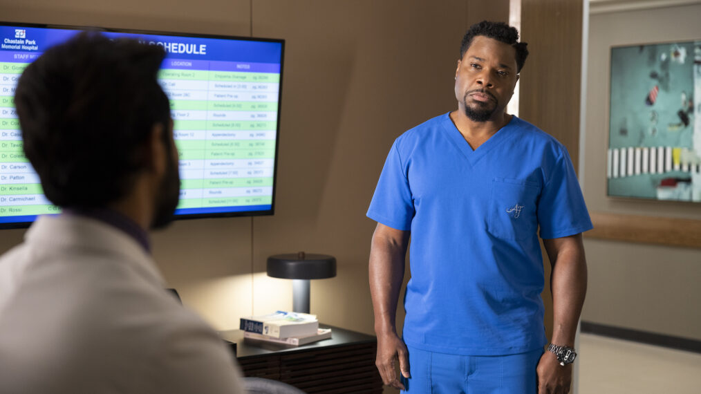 Manish Dayal as Devon, Malcolm-Jamal Warner as AJ in The Resident