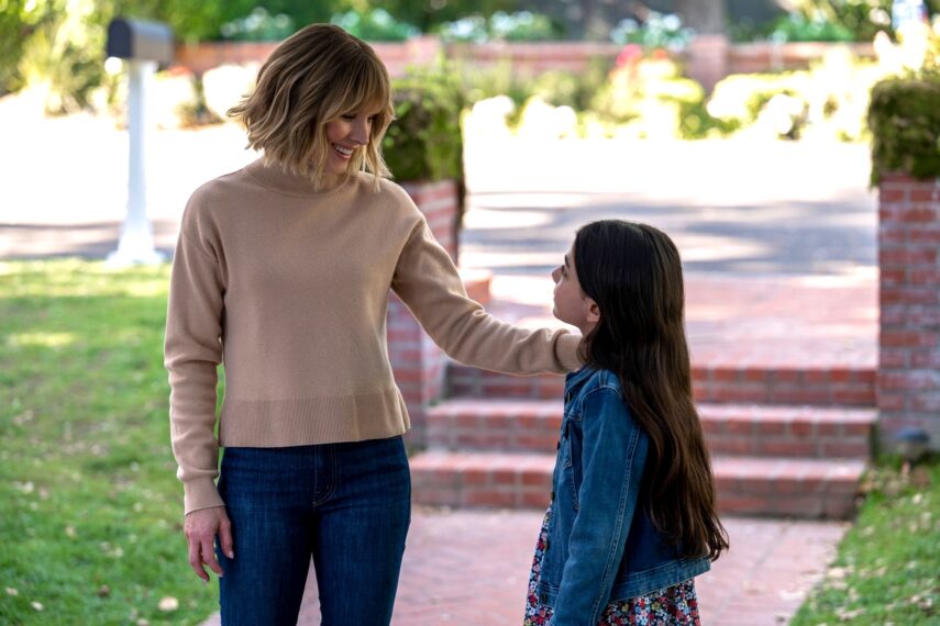 The Woman in the House Kristen Bell and Samsara Yett