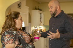 Chrissy Metz as Kate, Chris Sullivan as Toby in This Is Us - Season 6 - 'Four Fathers'