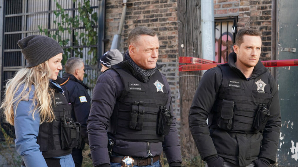 Tracy Spiridakos as Hailey, Jason Beghe as Hank Voight, Jesse Lee Soffer as Jay Halstead in Chicago PD