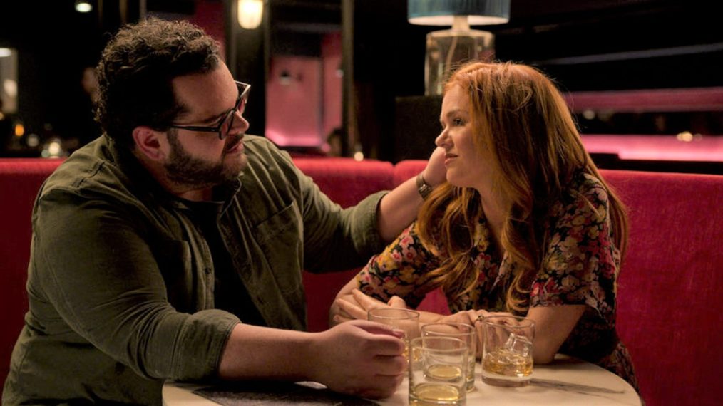 Wolf Like Me Josh Gad and Isla Fisher