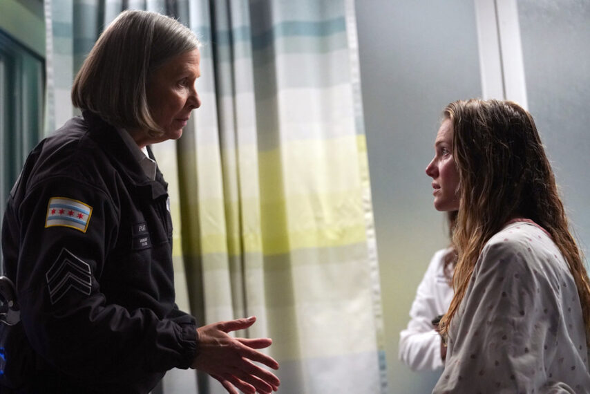 Amy Morton as Trudy Platt, Tracy Spiridakos as Hailey Upton in Chicago PD