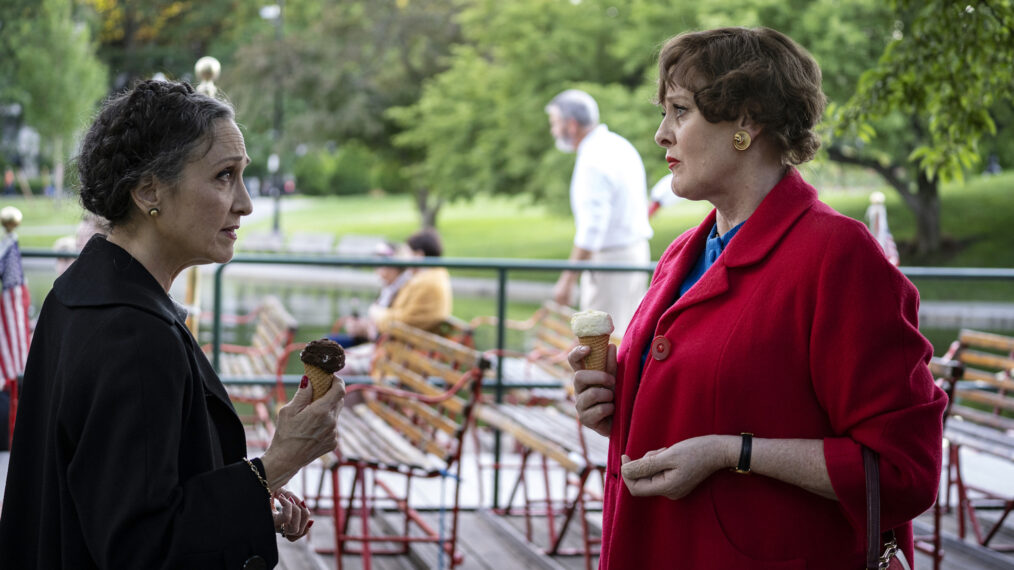 Bebe Neuwirth as Avis and Sarah Lancashire as Julia in Julia