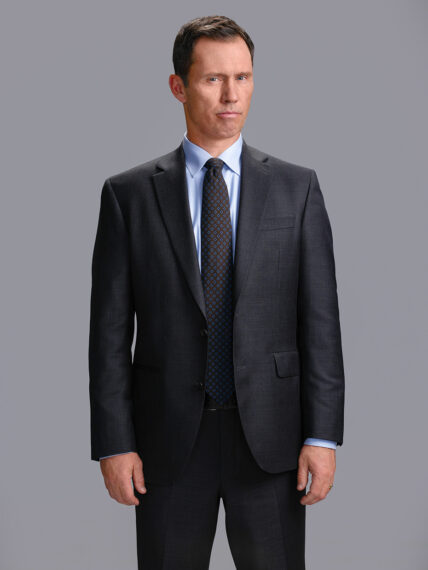 Jeffrey Donovan as Detective Frank Cosgrove in Law & Order