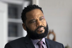 Anthony Anderson as Detective Kevin Bernard in Law & Order