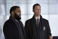 Anthony Anderson as Detective Kevin Bernard and Jeffrey Donovan as Detective Frank Cosgrove in Law & Order - Season 21