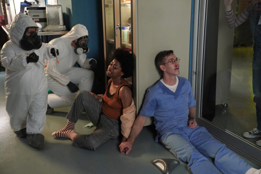 Diona Reasonover as Kasie Hines, Brian Dietzen as Jimmy Palmer in NCIS