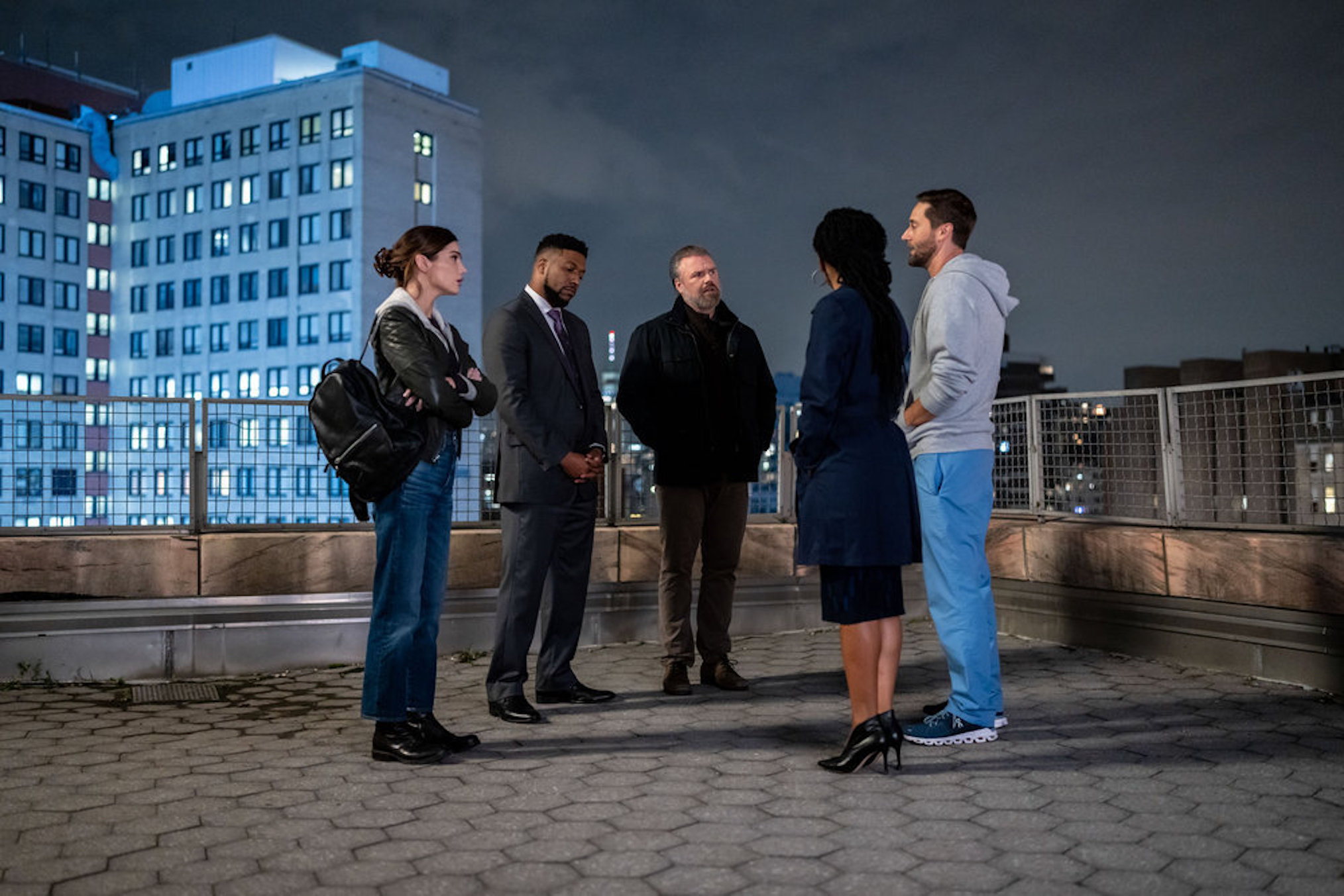 Janet Montgomery as Dr. Lauren Bloom, Jocko Sims as Dr. Floyd Reynolds, Tyler Labine as Dr. Iggy Frome, Ryan Eggold as Dr. Max Goodwin in New Amsterdam