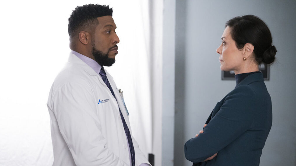 Jocko Sims as Dr. Floyd Reynold, Michelle Forbes as Dr. Veronica Fuentes in New Amsterdam