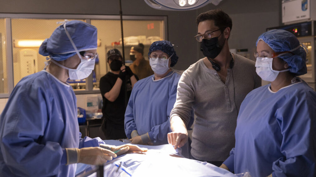 Ryan Eggold directing Michelle Forbes in New Amsterdam