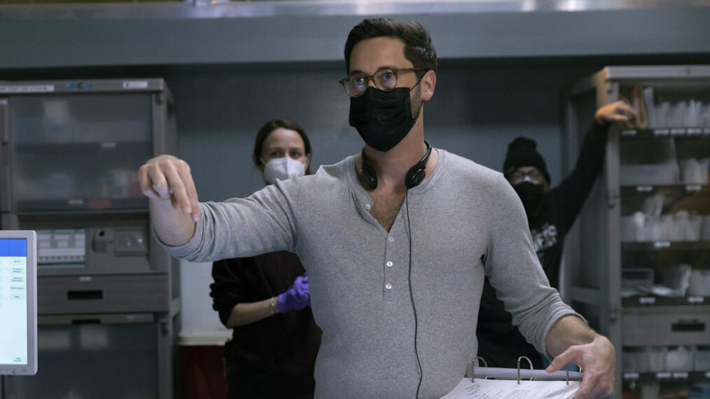 #Ryan Eggold Directs as Max Tries to Help the Hospital (PHOTOS)