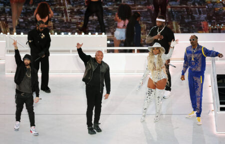 Eminem, Kendrick Lamar, Dr. Dre, Mary J. Blige, 50 Cent, and Snoop Dogg at the Super Bowl Halftime