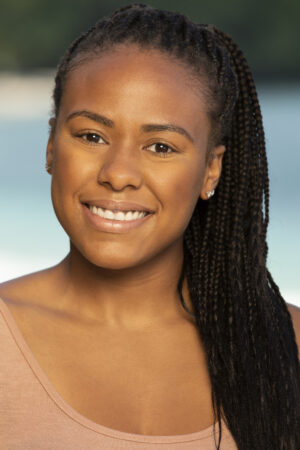 Chanelle Howell Headshot