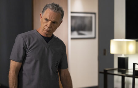 Bruce Greenwood as Bell in The Resident