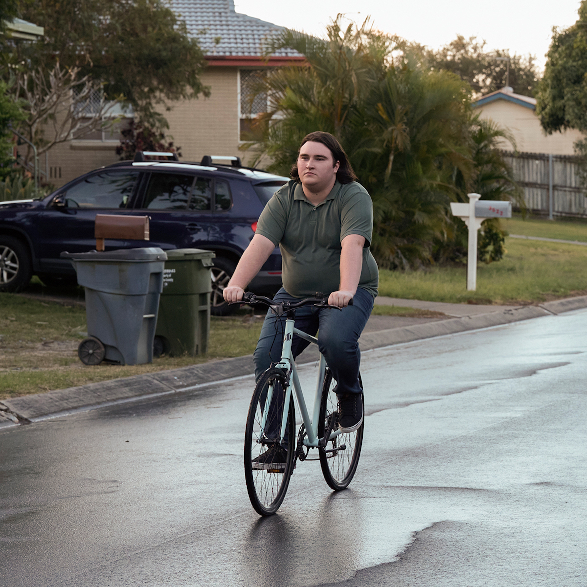 Tanner Ray Rook as Bo Leonard in The Wilds