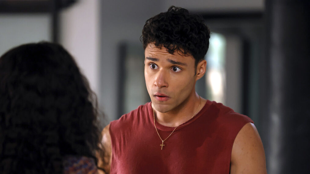 Rafael Silva as Carlos in 9-1-1: Lone Star