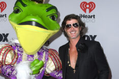 Robin Thicke and a masked singer attend the 2022 iHeartRadio Music Awards