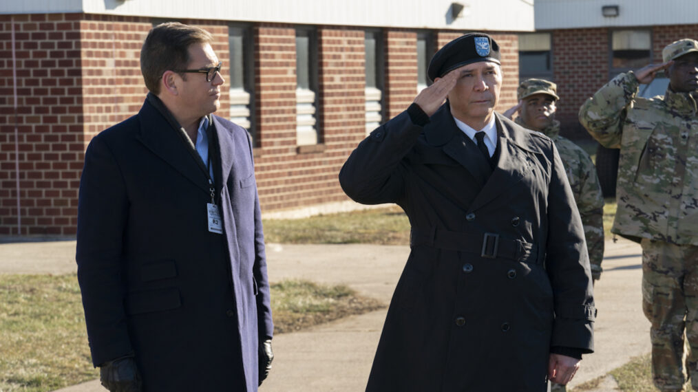 Michael Weatherly as Dr. Jason Bull and Lou Diamond Phillips as Colonel Victor Taggert in Bull