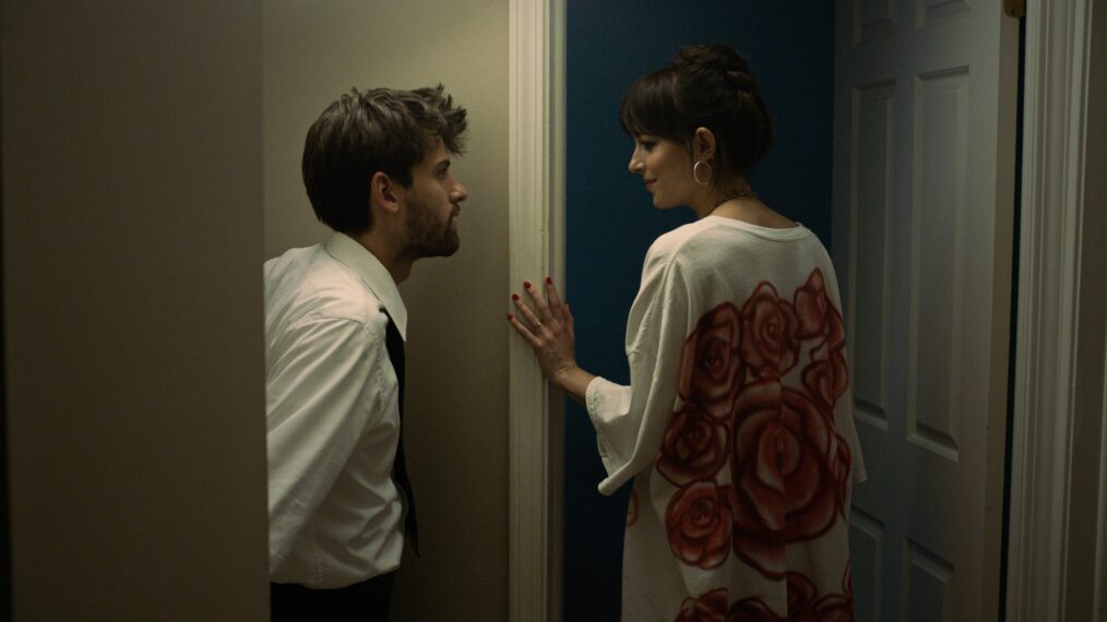 Cha Cha Real Smooth Dakota Johnson Cooper Raiff