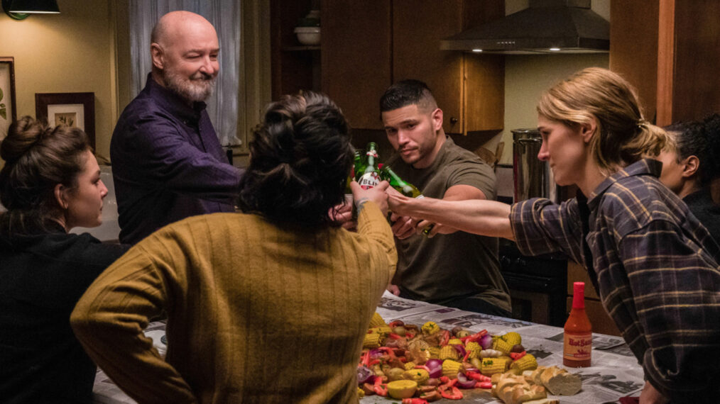 Alexa Davalos, Terry O'Quinn, Miguel Gomez, and Jen Landon in FBI Most Wanted