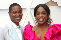 Jessica Betts and Niecy Nash at the Oscars 2022