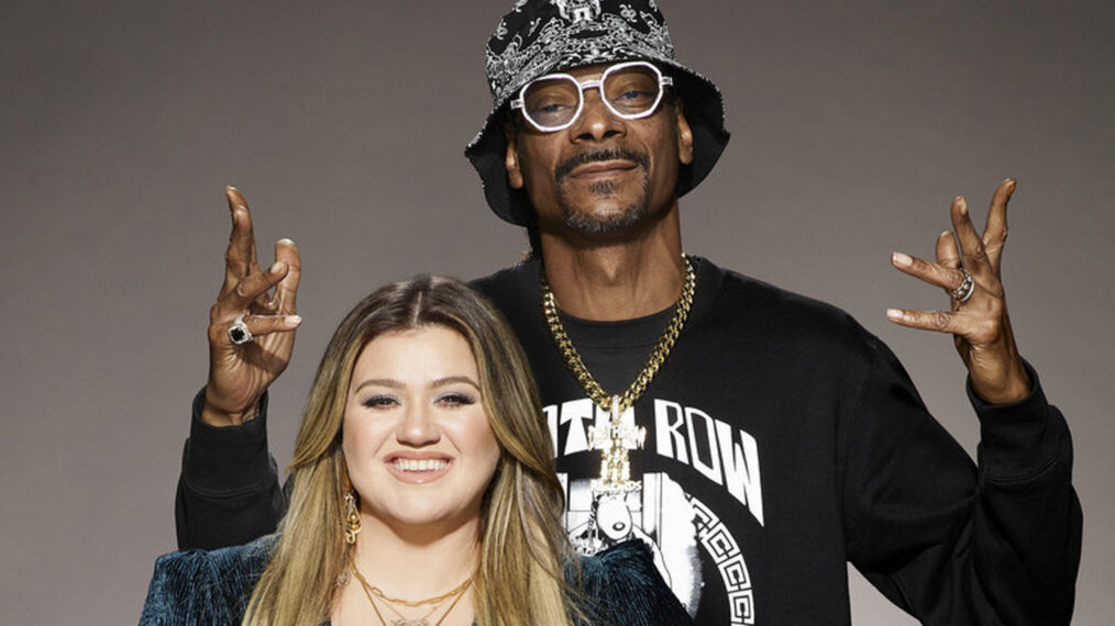 Kelly Clarkson and Snoop Dogg