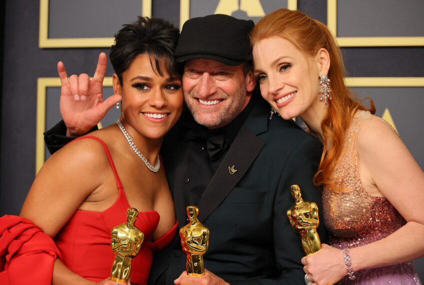 Oscars 2022, Ariana DeBose, Troy Kotsur, and Jessica Chastain 