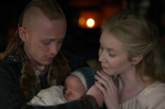 John Bell and Lauren Lyle in Outlander Season 6