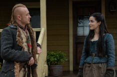 John Bell and Jessica Reynolds in Outlander - Season 6