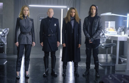 Jeri Ryan as Seven of Nine, Sir Patrick Stewart as Jean-Luc Picard, Michelle Hurd as Raffi, Evan Evagora as Elnor in Star Trek Picard