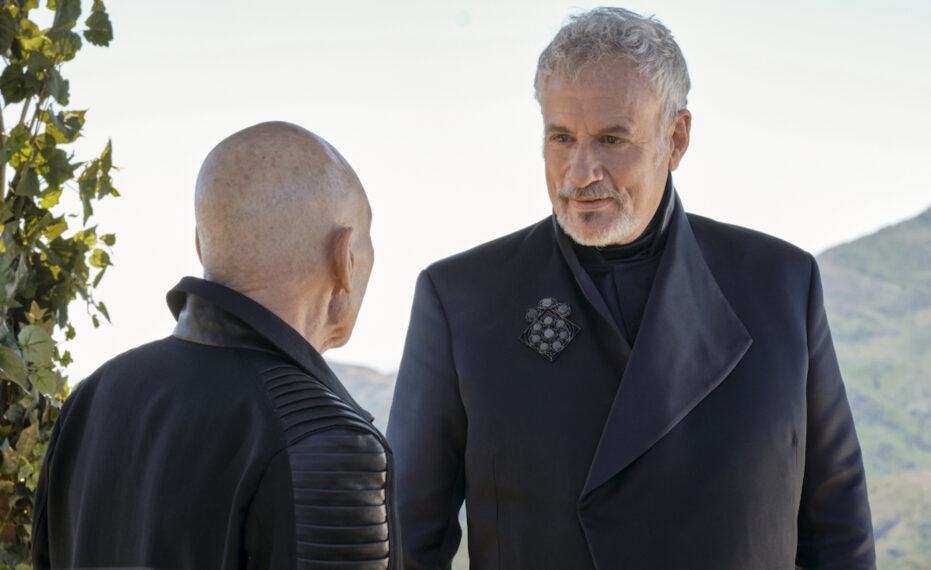 Sir Patrick Stewart as Jean-Luc Picard and John de Lancie as Q in Star Trek Picard