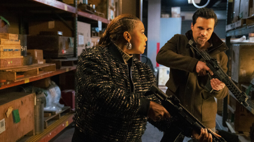 Queen Latifah as Robyn McCall and Brett Dalton as Carter Griffin in The Equalizer