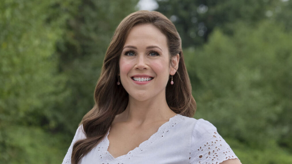 Erin Krakow as Elizabeth in When Calls the Heart