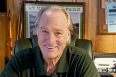 Craig T. Nelson in Young Sheldon - 'A Pager, a Club and a Cranky Bag of Wrinkles'