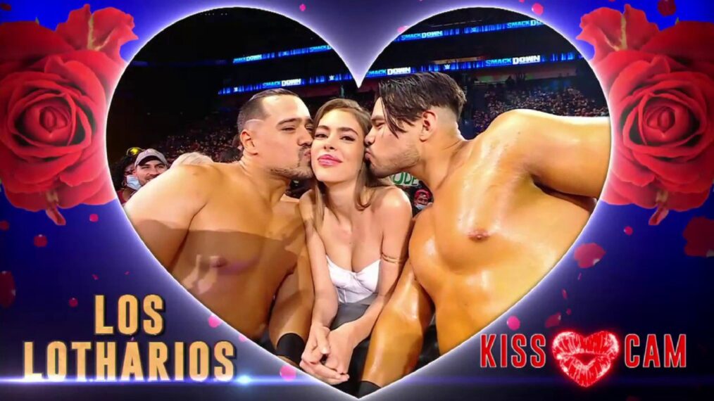 Kiss Cam WWE