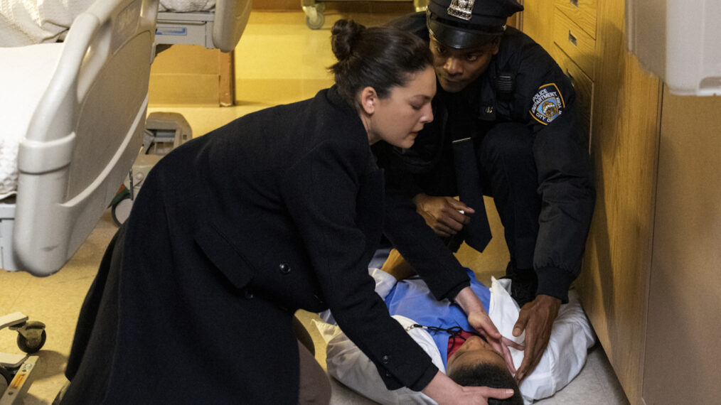 Alexa Davalos as Special Agent Kristin Gaines and Duke Williams as P.O. Mendoza in FBI: Most Wanted