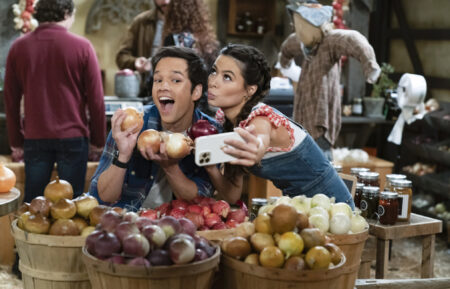 Miranda Cosgrove and Nathan Kress in the 'iCarly' Season 2 premiere